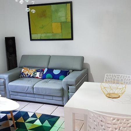 Jolie Appartement Moderne A 罗阿纳 外观 照片